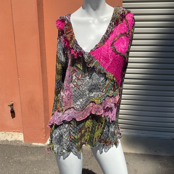 Alberto Makali Tops - ♥️ ALBERTO MAKALI BLOUSE SIZE LARGE